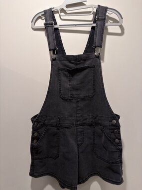 RSQ Black Denim Short Overalls with Front Pocket